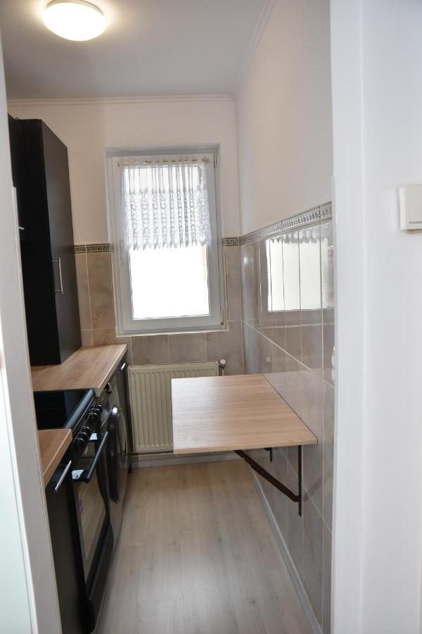 Victoria Apartment